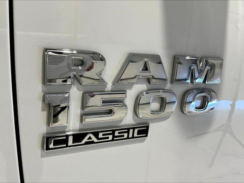 Used 2024 RAM 1500 Classic SLT AWD/4WD image 26