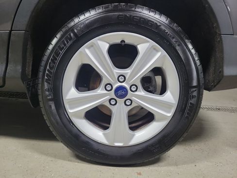 Used 2013 Ford Escape SE w/ Class II Trailer Tow Pkg image 5