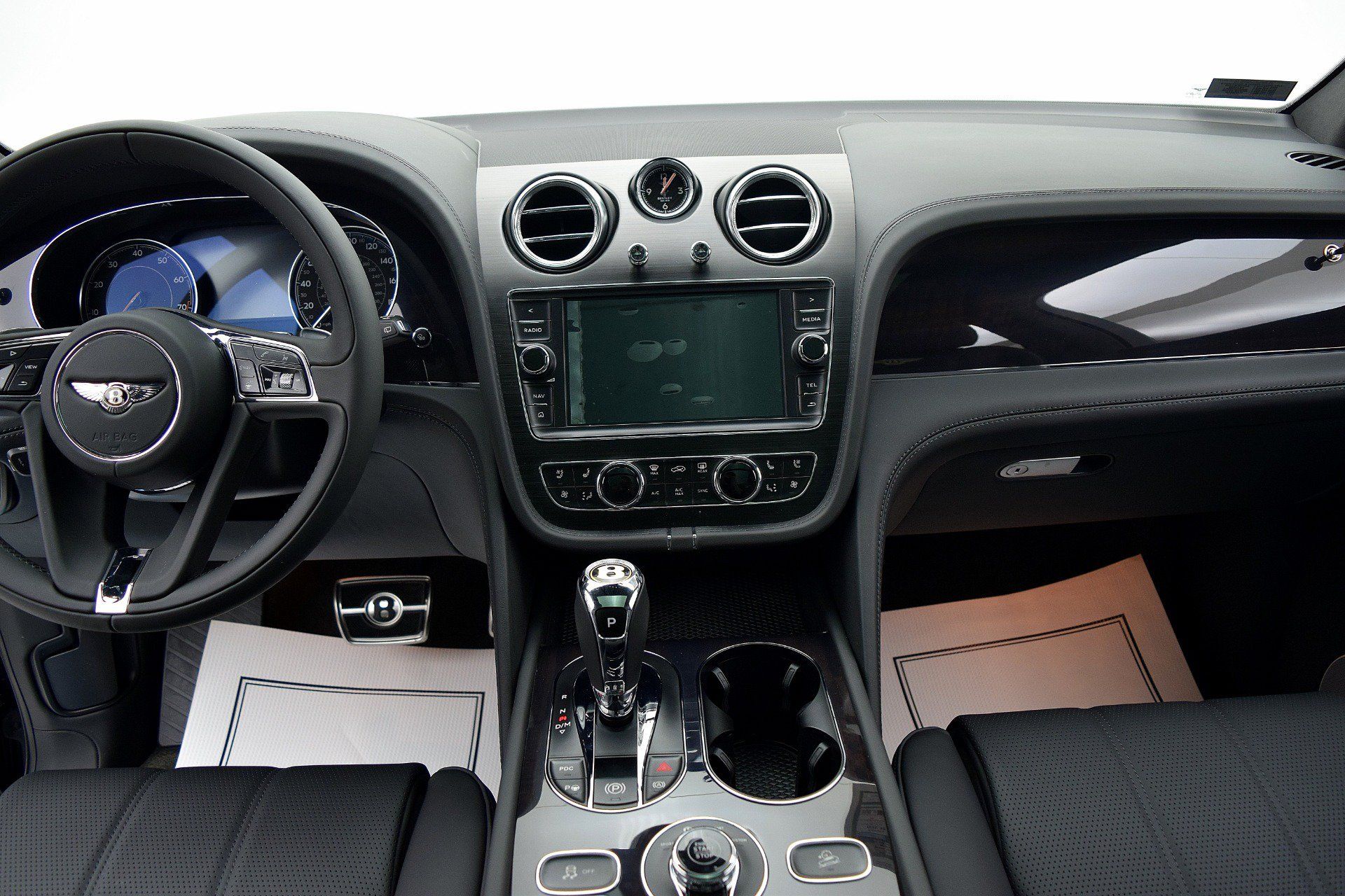 Certified 2019 Bentley Bentayga AWD/4WD image 18