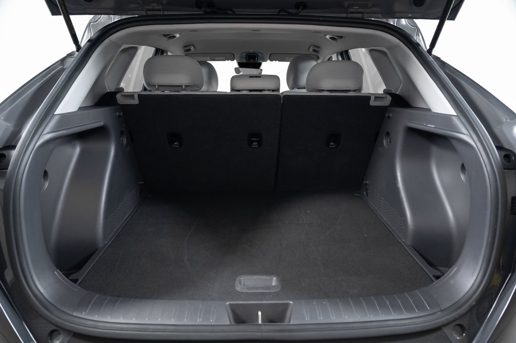 Certified 2025 Hyundai Kona SEL FWD image 37