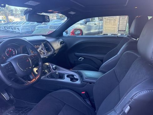 Used 2023 Dodge Challenger R/T w/ Plus Package image 14