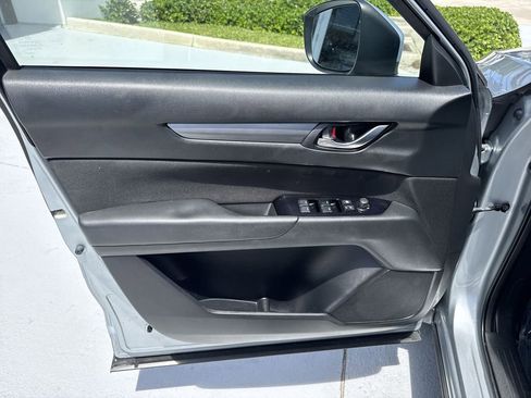 Used 2019 MAZDA CX-5 Sport FWD image 37