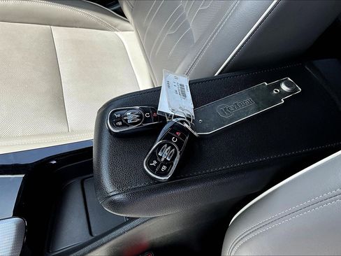 Used 2024 Buick Envista Avenir image 35