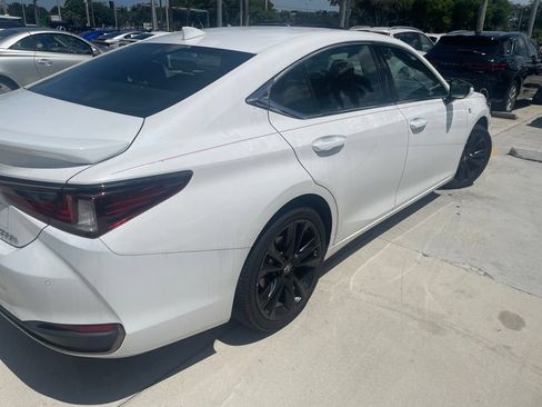 Certified 2023 Lexus ES 300h F Sport w/ Accessory Package (Z2) FWD image 7