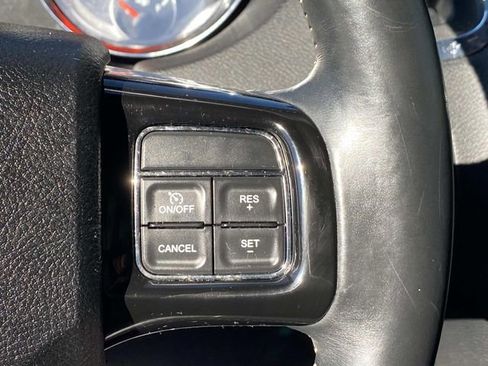 Used 2015 Dodge Grand Caravan SE FWD image 13