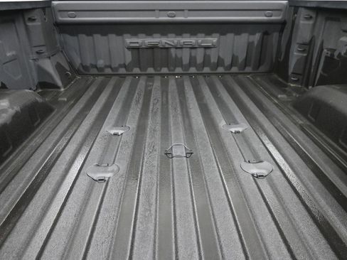 Used 2020 GMC Sierra 2500 Denali w/ Denali Ultimate Package image 10