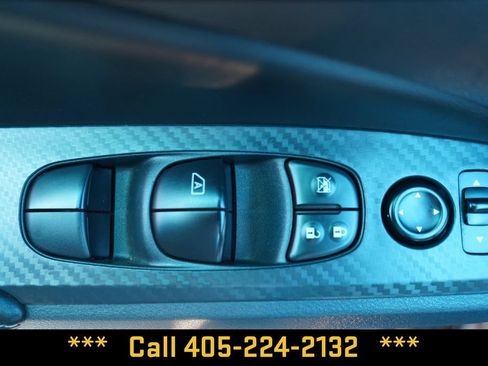 Used 2025 Nissan Altima 2.5 SV FWD image 28