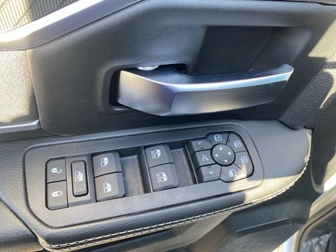 New 2026 RAM 2500 Big Horn AWD/4WD image 25