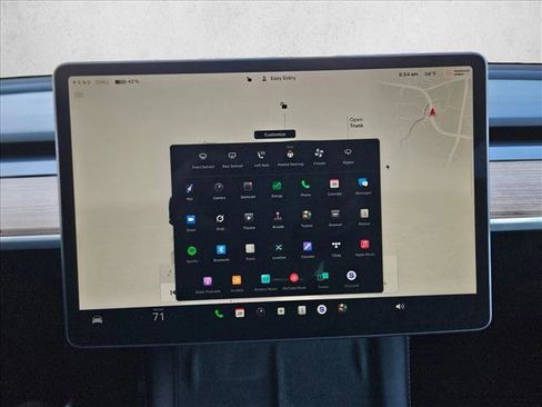 Used 2023 Tesla Model Y Long Range image 13