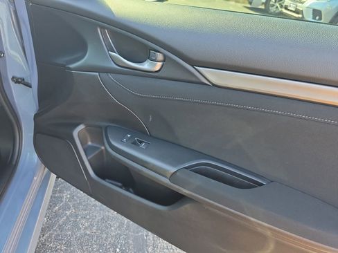 Used 2019 Honda Civic EX image 22
