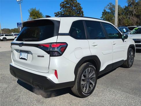 Used 2025 Subaru Forester Touring image 4