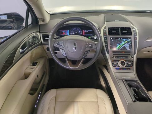 Used 2018 Lincoln MKZ Reserve image 17