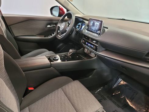 Certified 2023 Nissan Rogue SV image 22