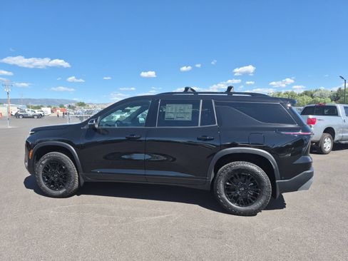 New 2026 Chevrolet Traverse Z71 w/ Enhanced Driving Package AWD/4WD image 6