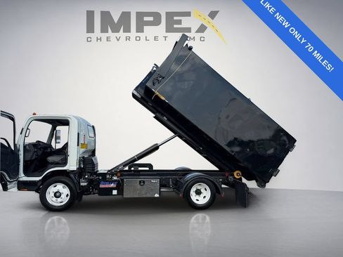Used 2024 Chevrolet Low Cab Forward RWD image 3