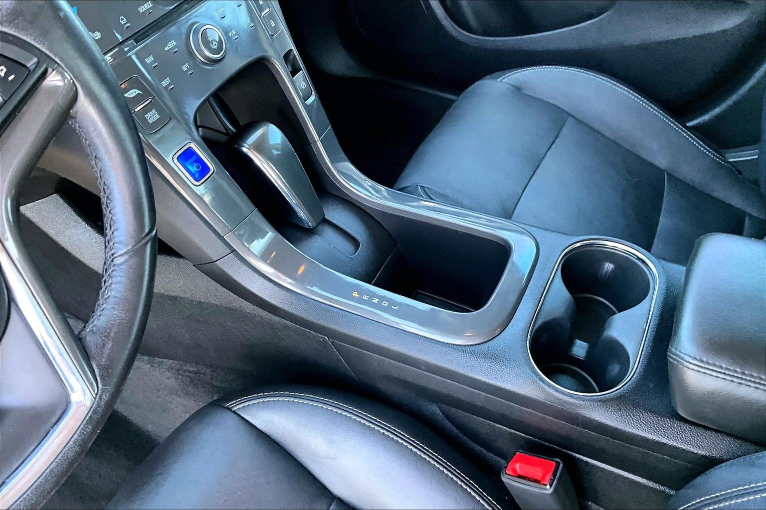 Used 2014 Chevrolet Volt Premium w/ Premium Trim Package FWD image 13