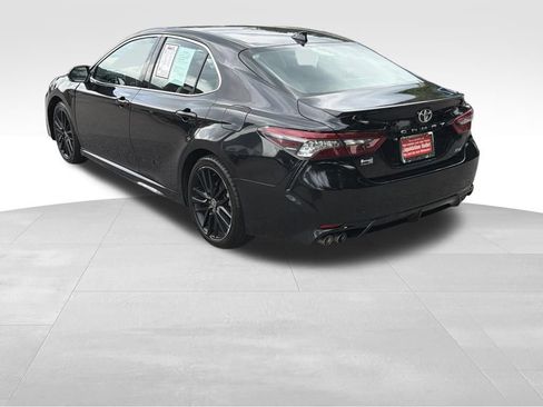 Used 2024 Toyota Camry XSE FWD image 10