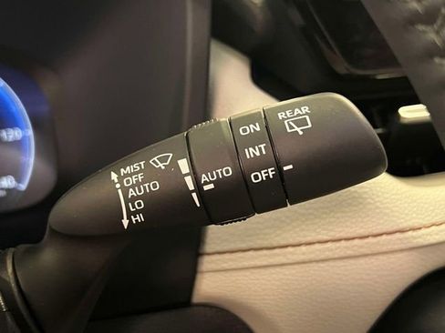 Used 2025 Toyota RAV4 Limited w/ Advanced Technology Package image 25