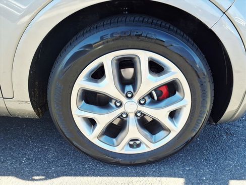 Used 2016 Kia Sorento SX image 9