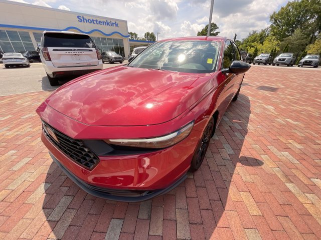 Certified 2025 Honda Accord SE image 25