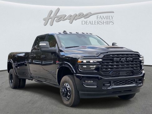 New 2026 RAM 3500 Limited image 2