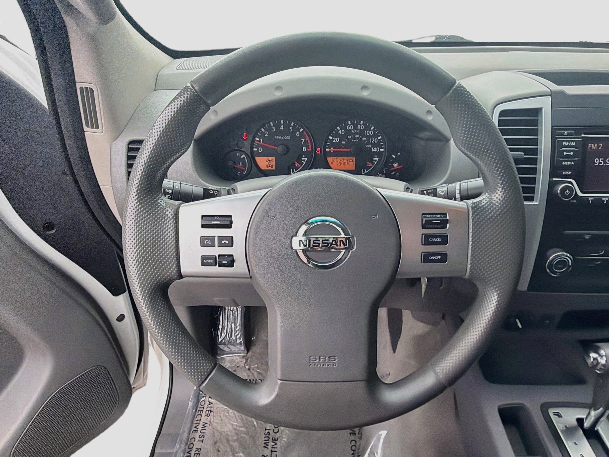 Used 2017 Nissan Frontier SV AWD/4WD image 17