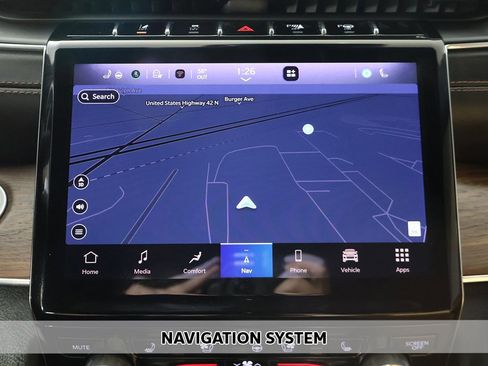 Used 2024 Jeep Grand Cherokee L Summit w/ Advanced Protech Group IV image 3