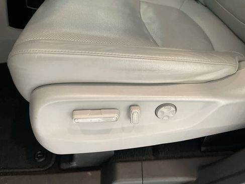 Used 2019 Honda Odyssey Touring image 12