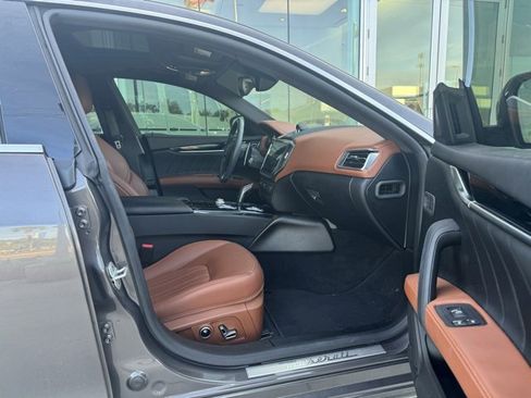 Used 2022 Maserati Ghibli Modena Q4 image 9
