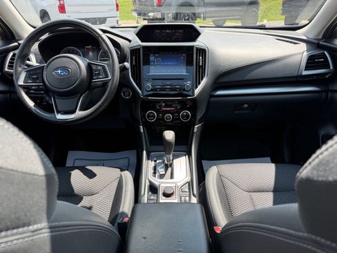 Used 2022 Subaru Forester Premium AWD/4WD image 11