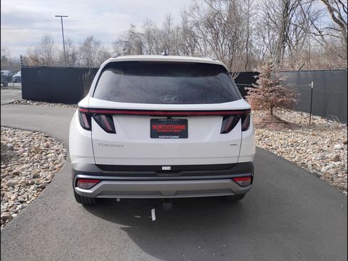 New 2026 Hyundai Tucson Limited w/ Tow & Go Package AWD/4WD image 4