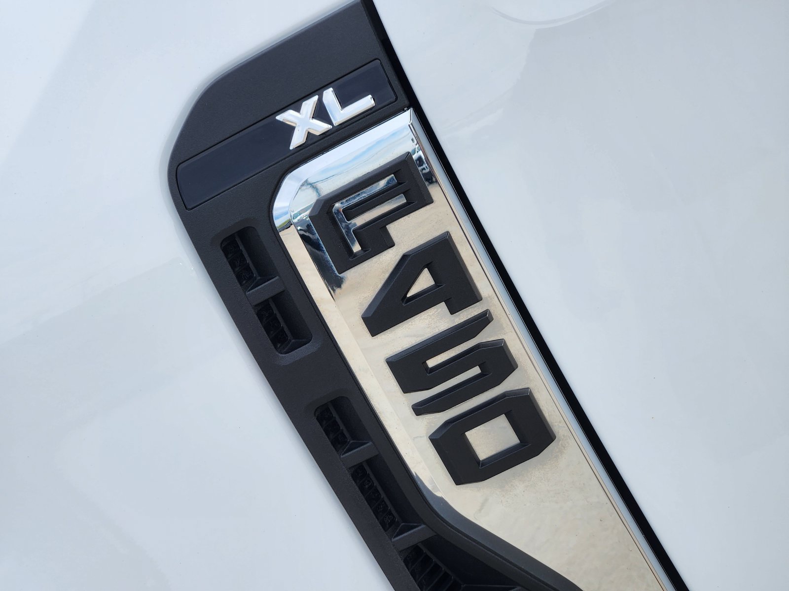 Certified 2023 Ford F450 XL AWD/4WD image 9