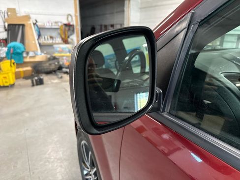 Used 2019 Dodge Grand Caravan GT image 91