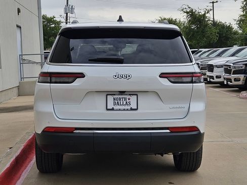 New 2026 Jeep Grand Cherokee L Laredo RWD image 4