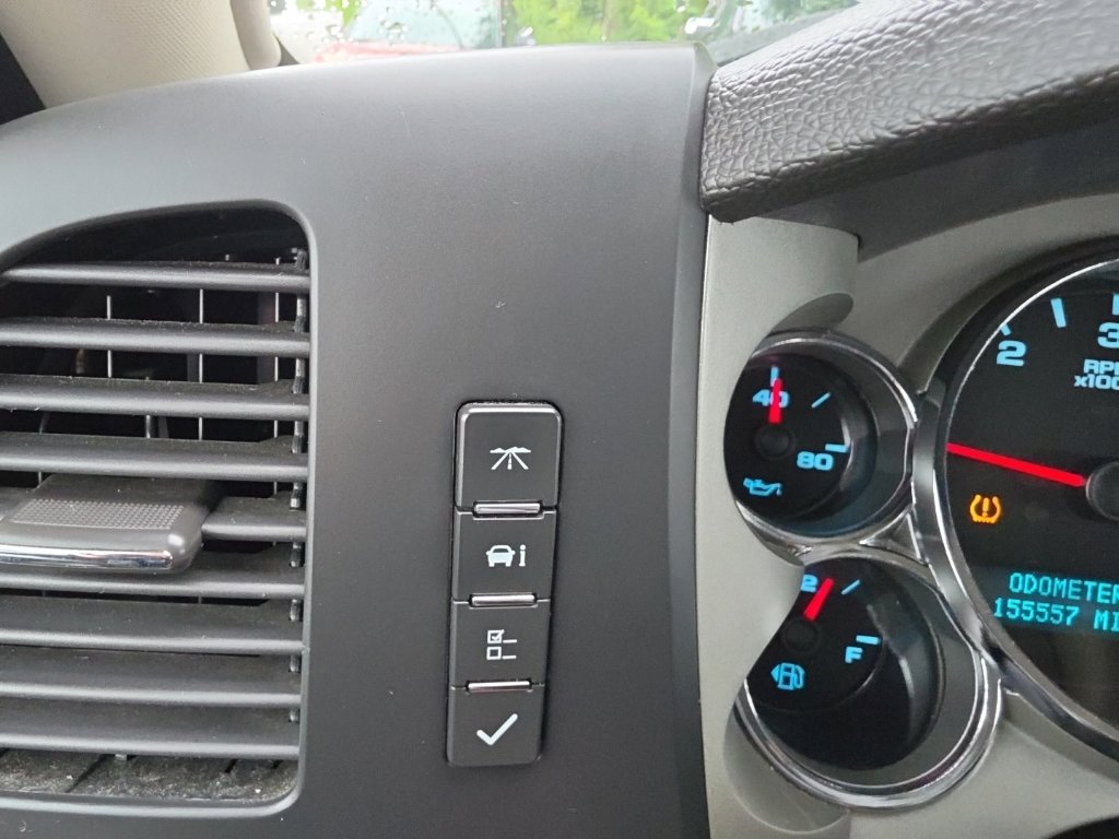 Used 2008 Chevrolet Silverado 1500 LT w/ Power Pack Plus RWD image 8