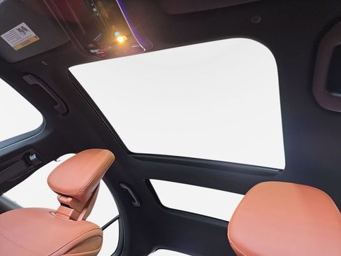 New 2025 Mercedes-Benz C 300 Sedan image 29