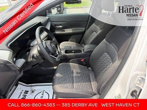 Certified 2026 Nissan Kicks SV w/ SV Premium Package AWD/4WD image 12