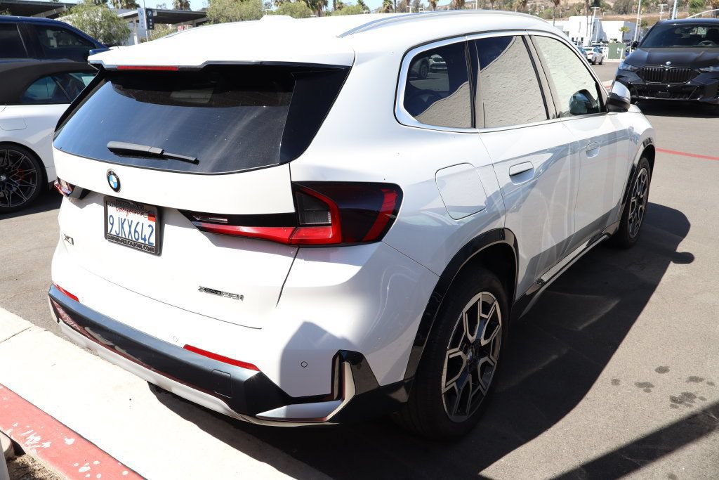 Certified 2023 BMW X1 xDrive28i w/ Convenience Package AWD/4WD image 3