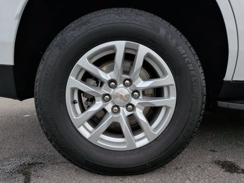 Used 2024 Chevrolet Tahoe LT RWD image 29