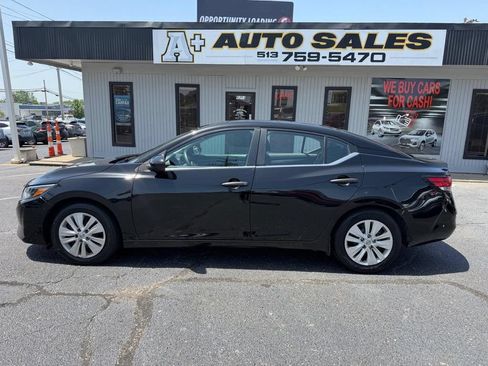 Used 2024 Nissan Sentra S FWD image 9