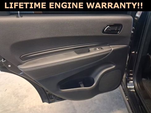 Used 2022 Dodge Durango SRT w/ Technology Group image 25