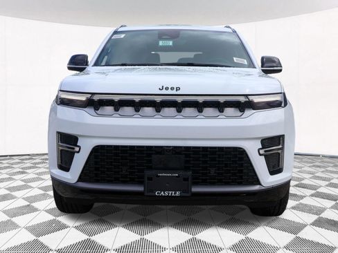 New 2026 Jeep Grand Wagoneer 4WD image 12