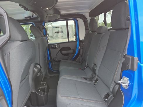 New 2026 Jeep Gladiator Sport image 14