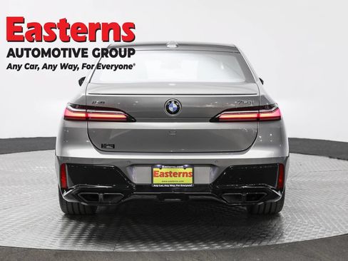 Used 2023 BMW 760i xDrive w/ Executive Package AWD/4WD image 6