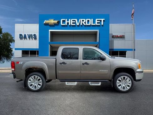 Used 2012 GMC Sierra 1500 SLE w/ Power Tech Package AWD/4WD image 2
