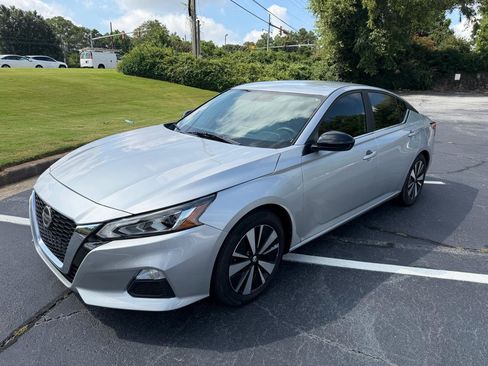 Used 2019 Nissan Altima 2.5 SR FWD image 1