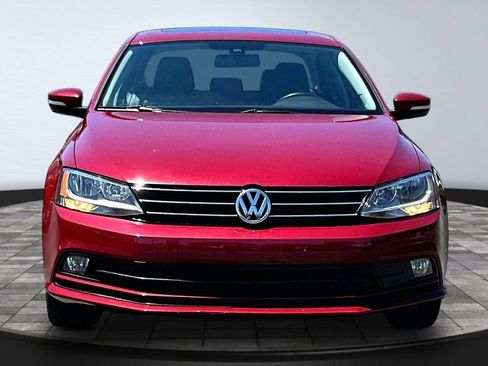 Used 2016 Volkswagen Jetta SEL FWD image 2