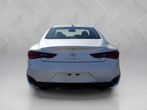 Used 2021 INFINITI Q60 3.0t Luxe w/ Essential Package image 4