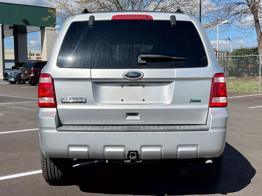 Used 2010 Ford Escape XLT AWD/4WD image 6