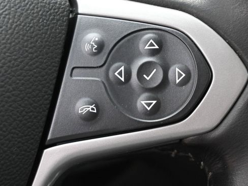 Used 2022 Chevrolet Colorado LT w/ LT Convenience Package image 19